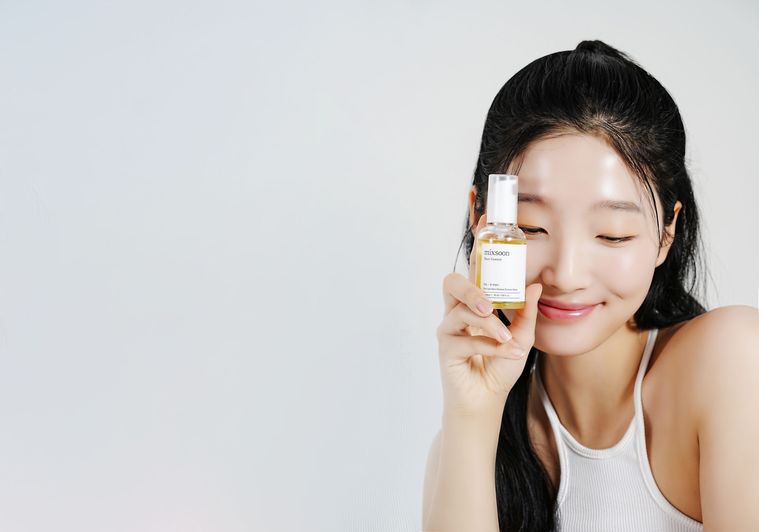 Mixsoon Bean Essence Review: Hydration, Glow, and Gentle Exfoliation - Lumiso