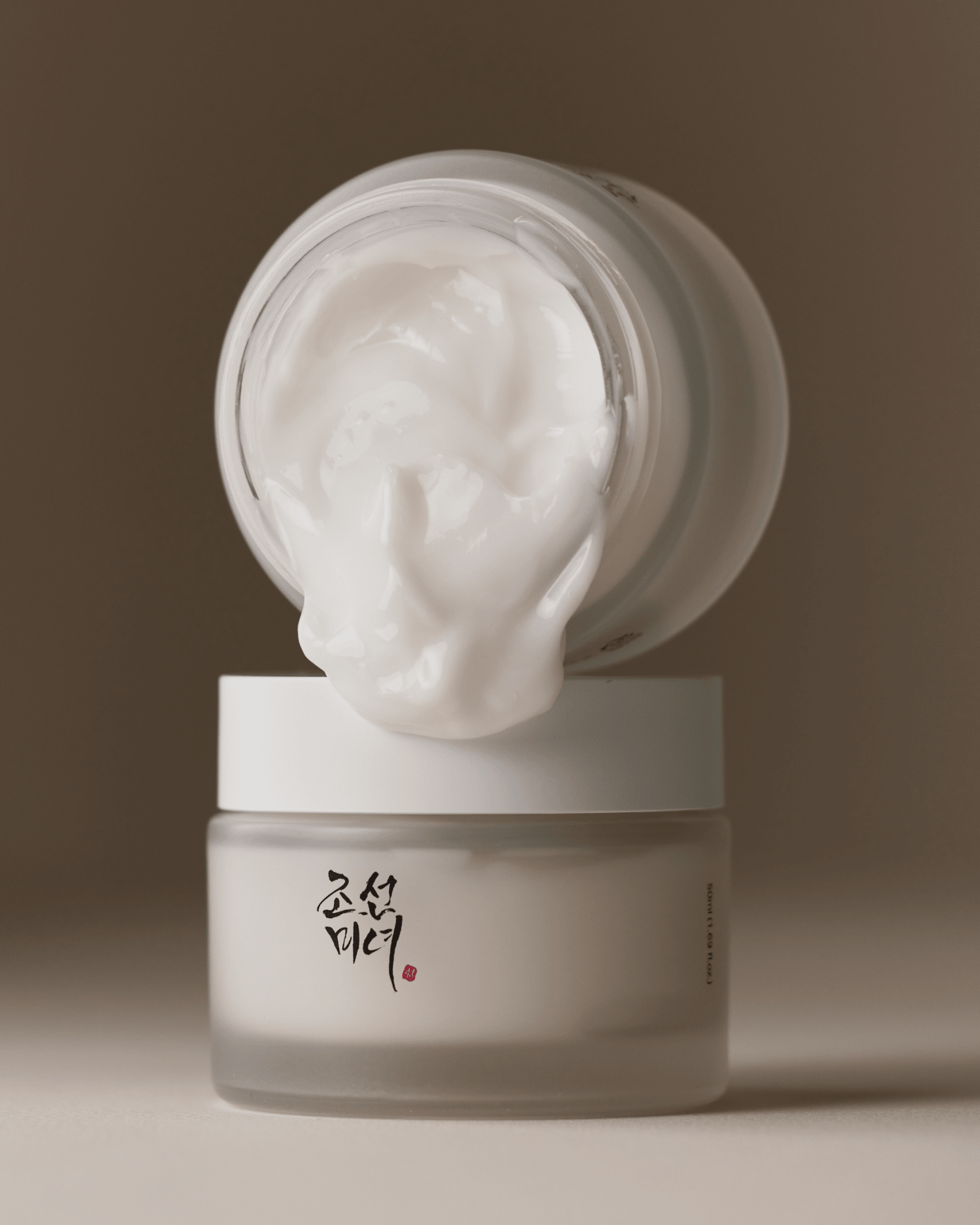Dynasty Cream - Lumiso