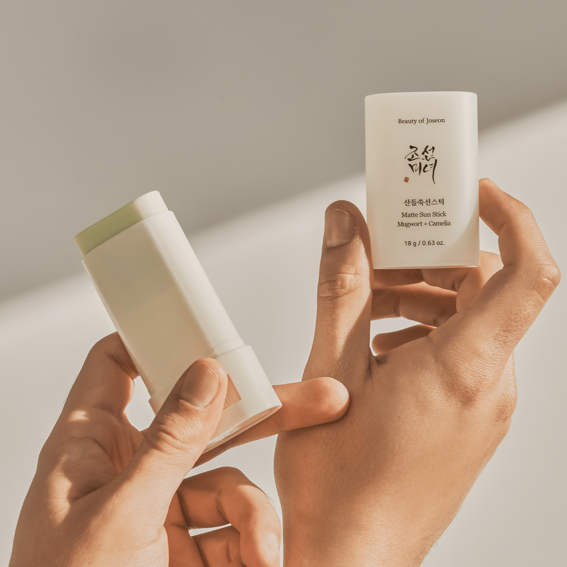 Matte Sun Stick : Mugwort+Camelia (SPF 50+ PA++++) - Lumiso